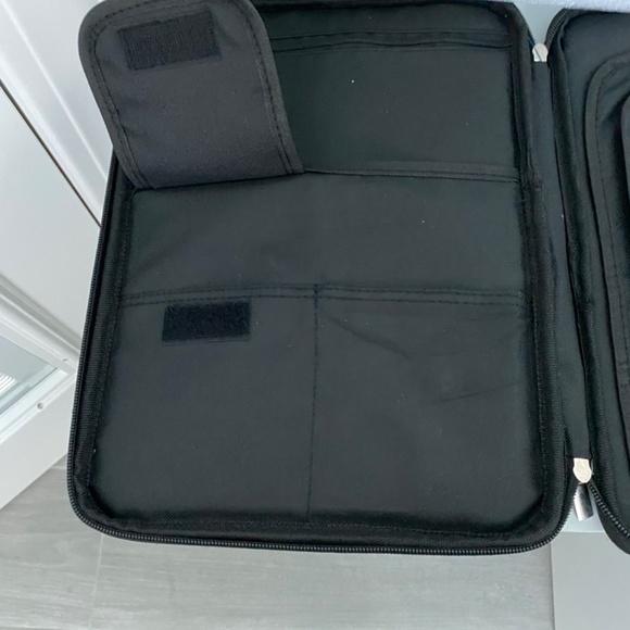 Tablet Sleeve - Picture 6 of 9